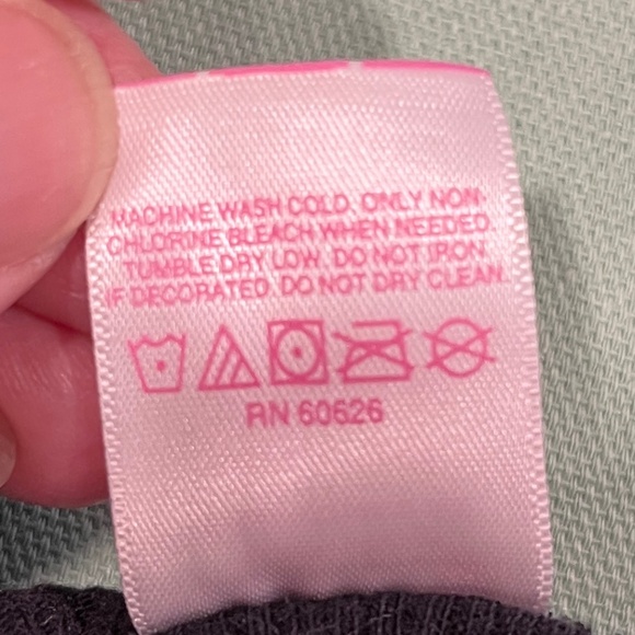 LAT Ribbed Tank Top - Picture 5 of 5